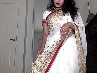 Desi Dhabi in Saree property Naked together approximately Plays approximately Hairy Pussy