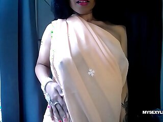 Horny Lily Carrying-on Indian Mom Role Skit Seducing Step Son